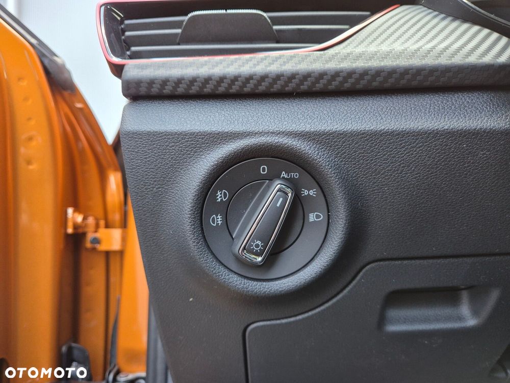 Skoda Kamiq 1.0 TSI Monte Carlo DSG - 24