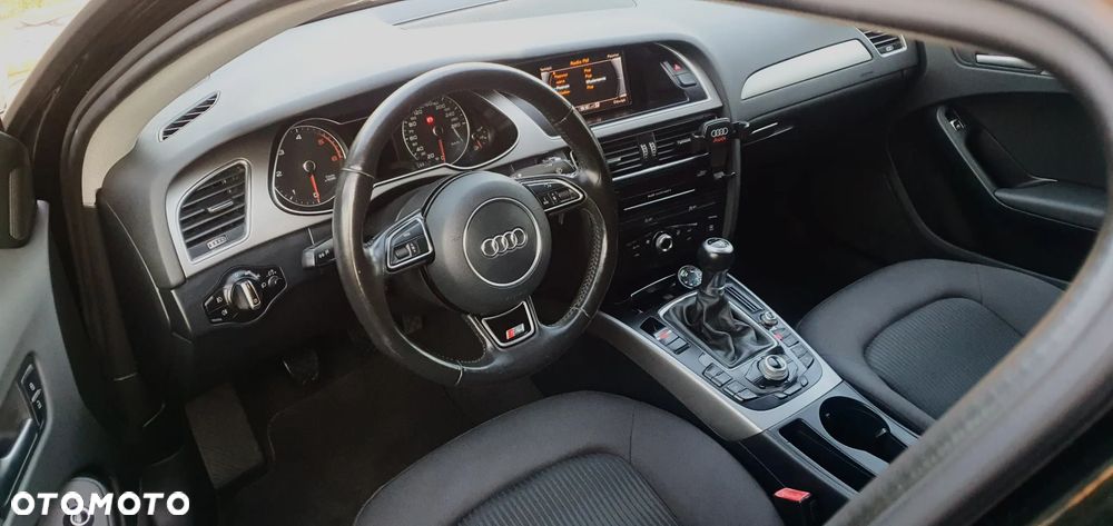 Audi A4 Limousine 2.0 TDI DPF clean diesel Ambiente - 6