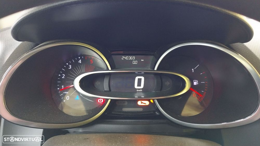 Renault Clio 1.5 dCi Confort - 9