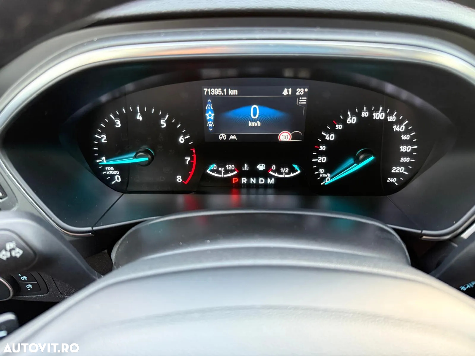 Ford Focus 1.0 EcoBoost Titanium - 3