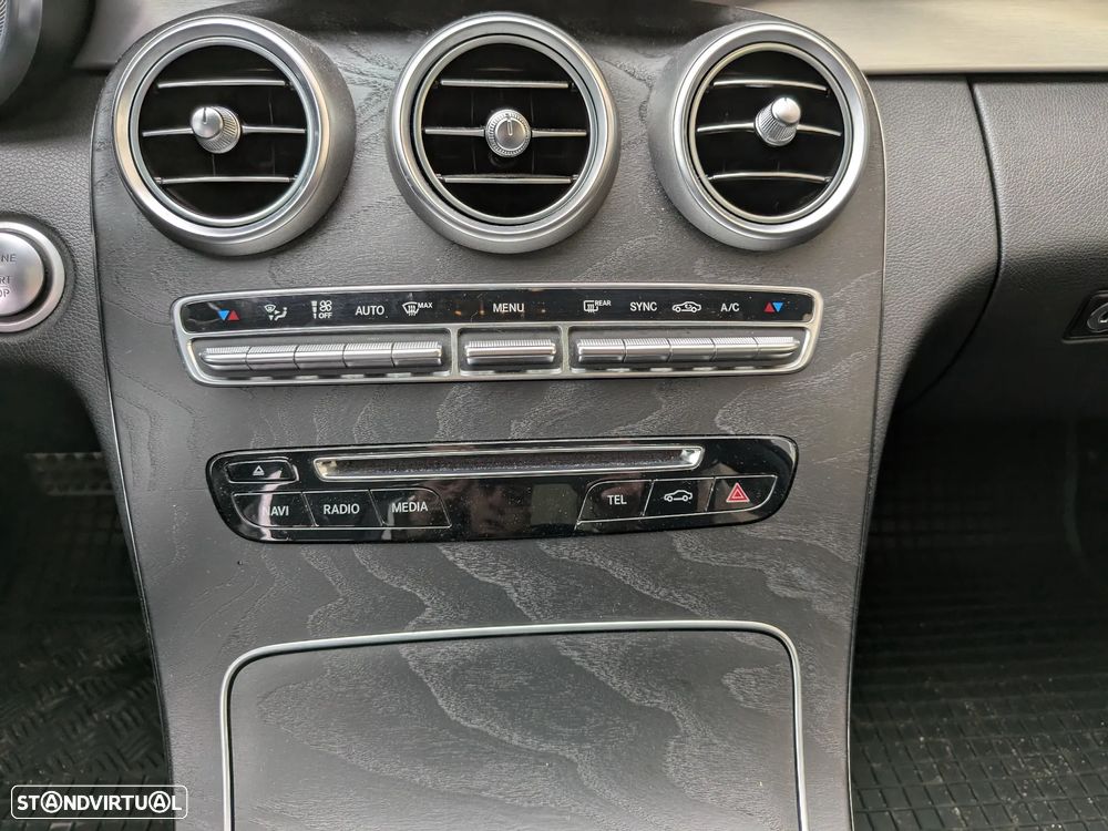 Mercedes-Benz C 300 BlueTEC Hybrid AMG Line - 21