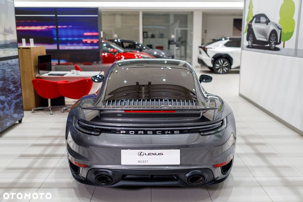 Porsche 911 Turbo - 8