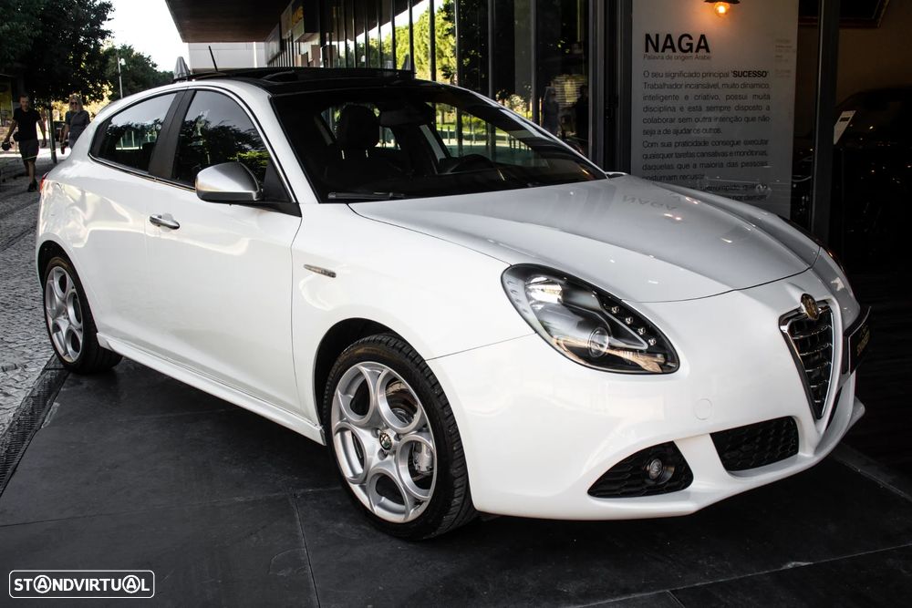 Alfa Romeo Giulietta 1.6 JTDM Distinctive - 6
