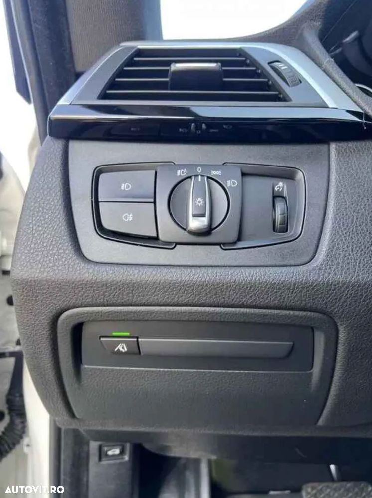 BMW Seria 3 330d GT AT M Sport - 8