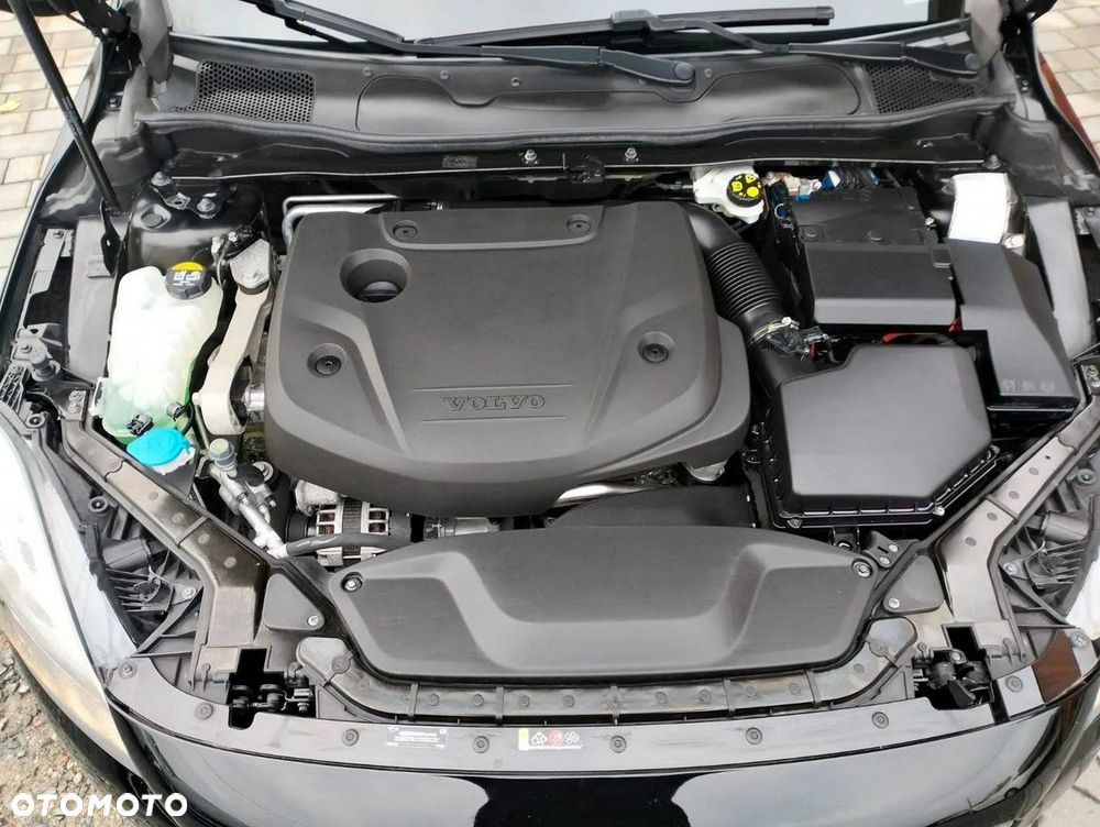 Volvo V40 D2 Momentum - 27