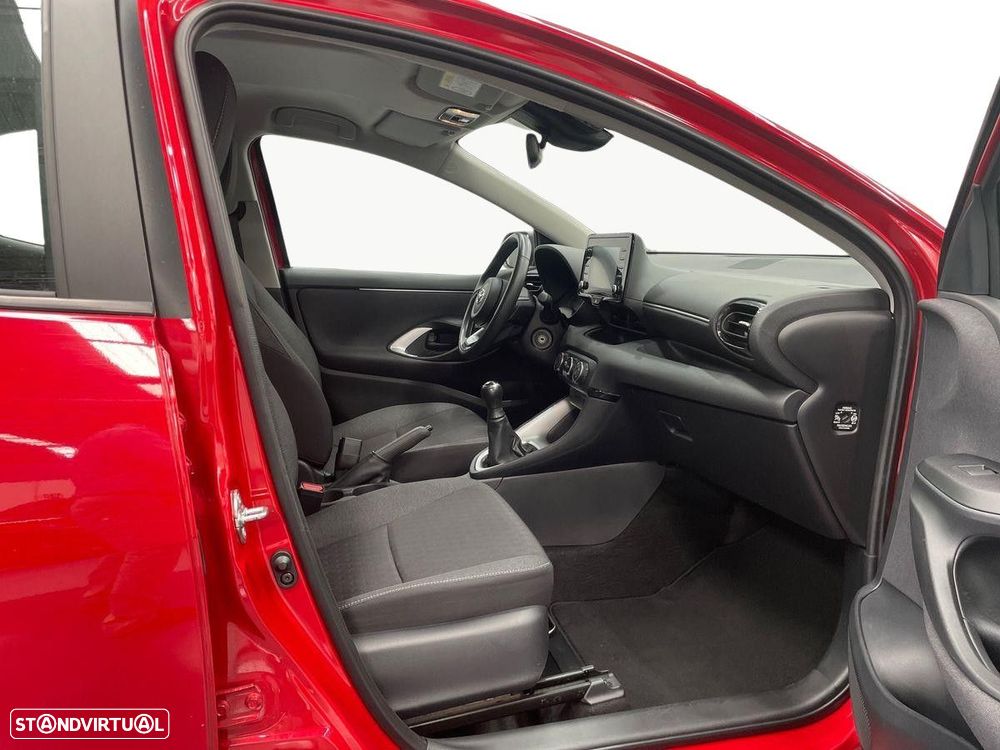 Toyota Yaris - 12