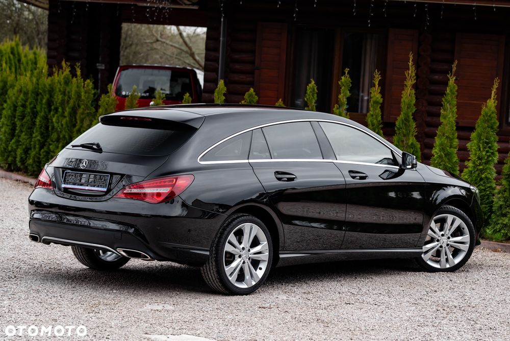 Mercedes-Benz CLA 250 4Matic 7G-DCT Sport - 11