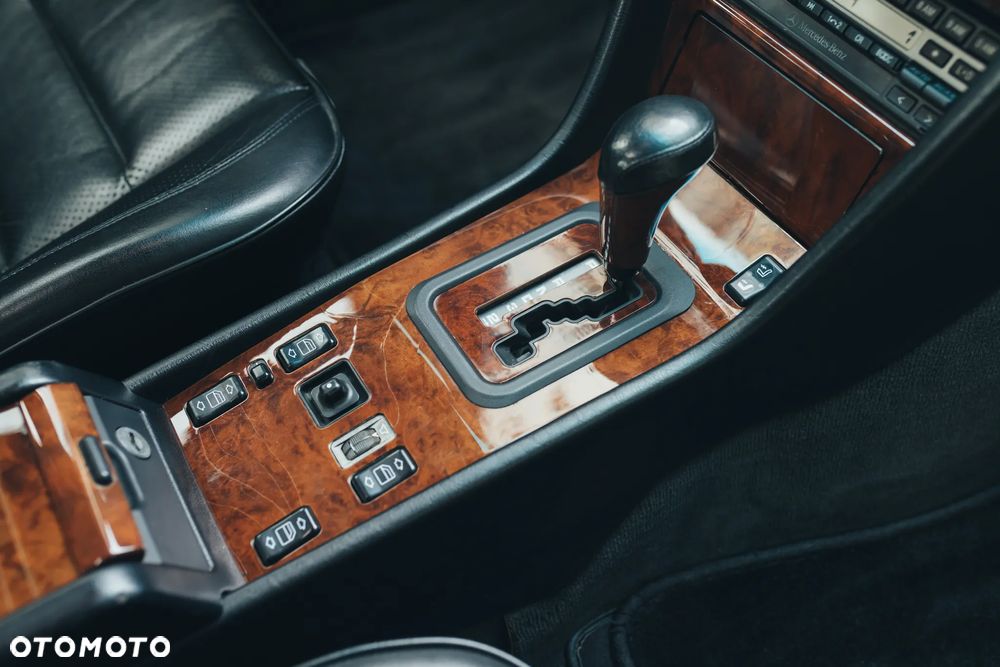 Mercedes-Benz W124 (1984-1993) - 19