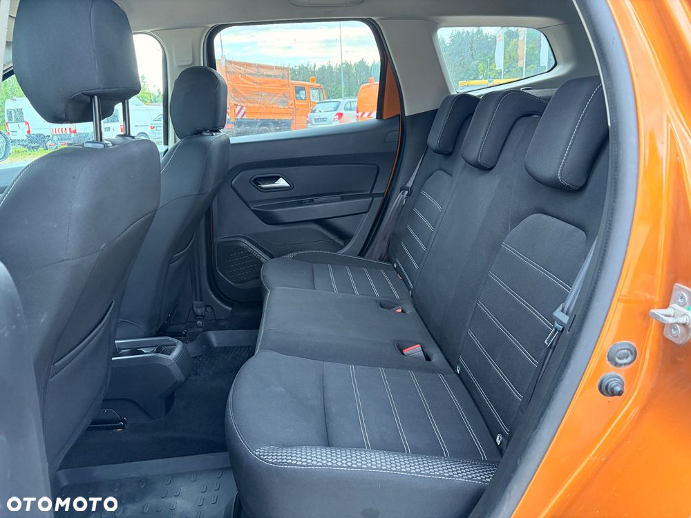 Dacia Duster 1.6 SCe Urban Explorer S&S - 18