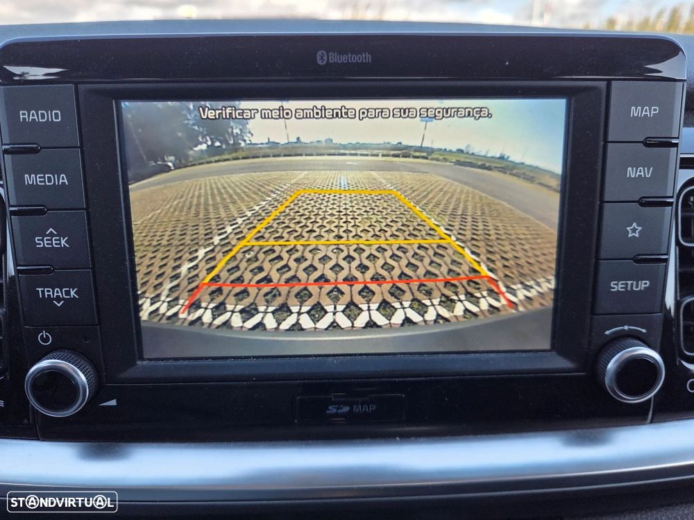 Kia Stonic 1.6 CRDi Urban - 13