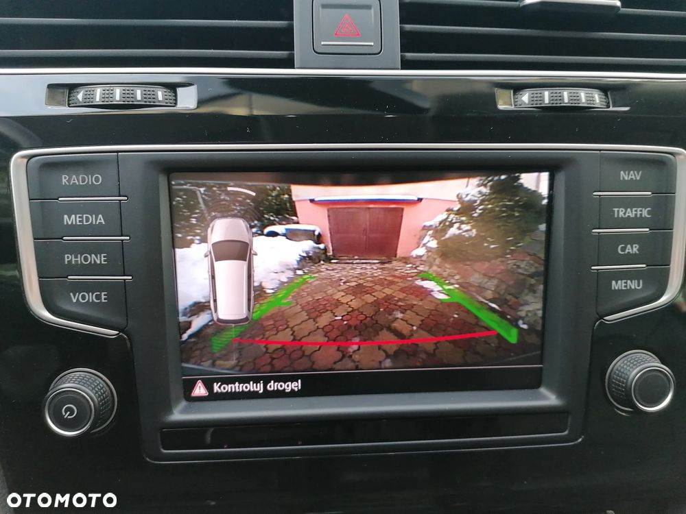 Volkswagen Golf 1.4 TSI BMT Highline - 34