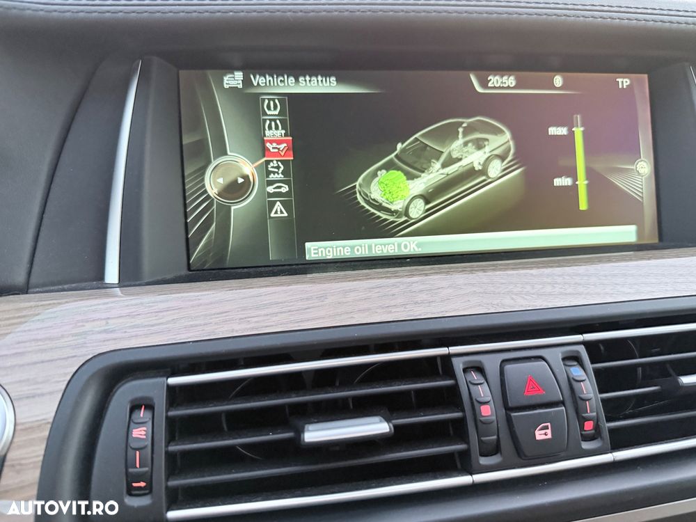 BMW Seria 5 530d xDrive AT - 28