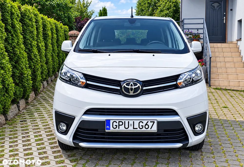 Toyota Proace Verso 2018 photo 3