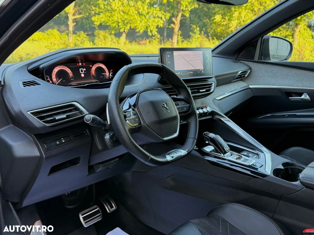 Peugeot 3008 1.6 PureTech S&S EAT8 GT - 16
