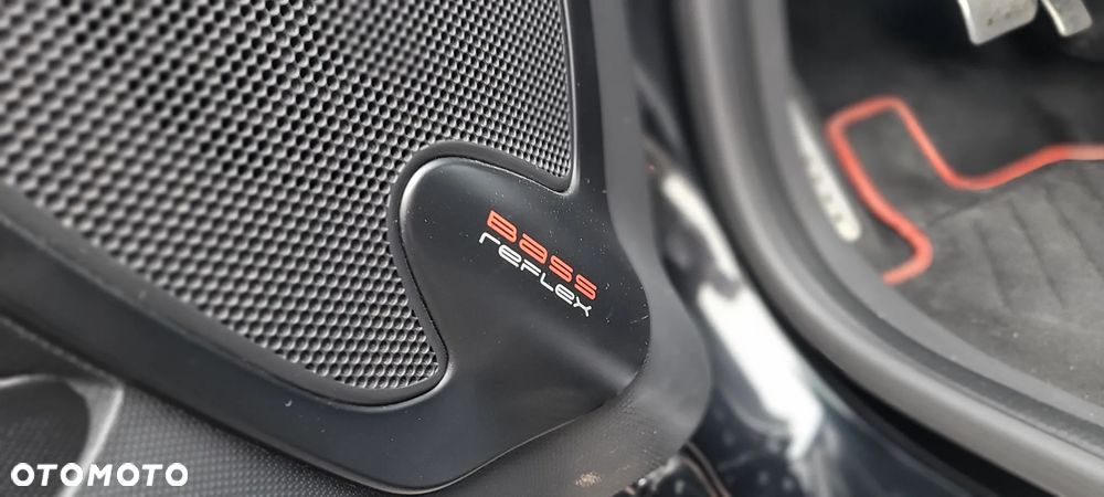 Renault Clio - 27