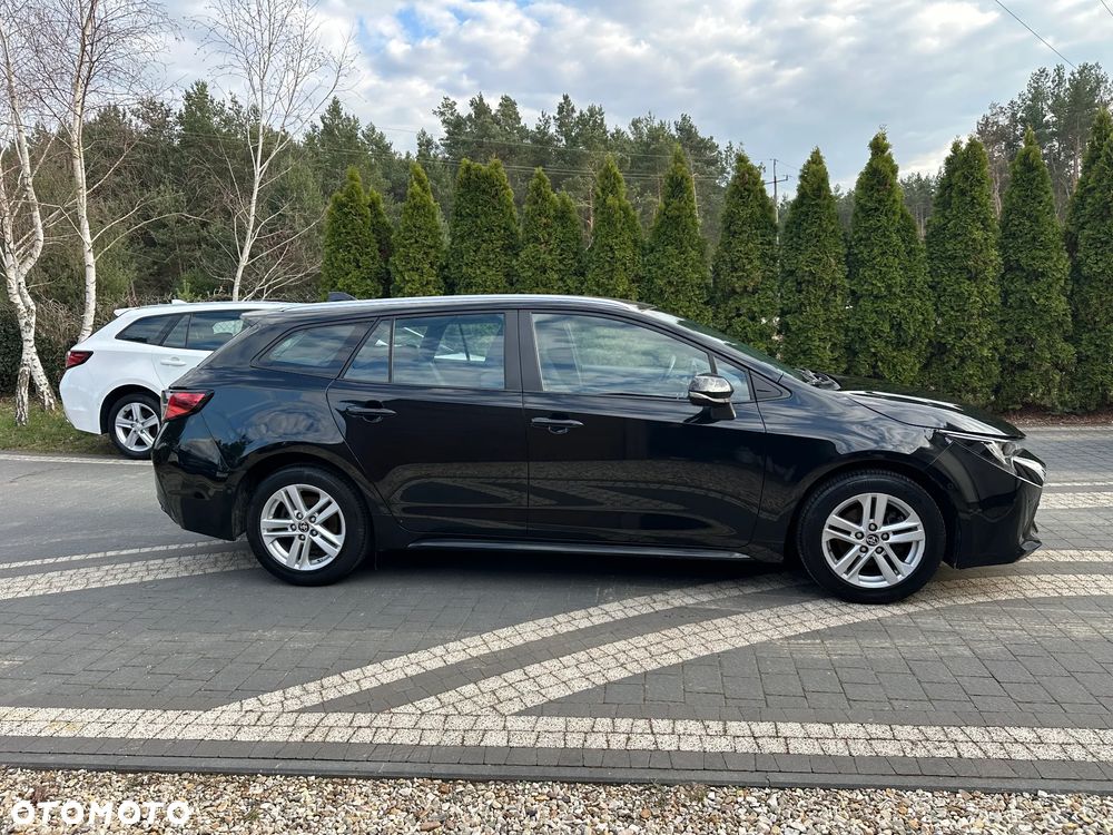 Toyota Corolla 1.8 Hybrid Comfort - 12