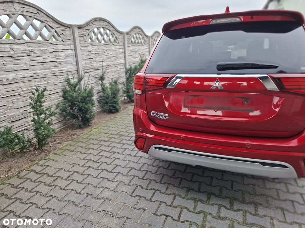 Mitsubishi Outlander 2.4 4WD Diamant+ - 12