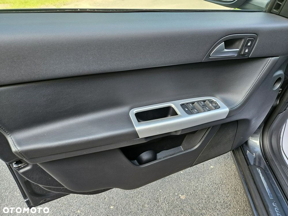 Volvo V50 DPF D2 Summum - 19