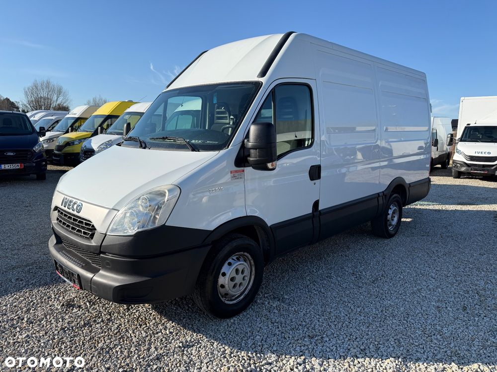 Iveco Daily/Średni/manual/Klima/Hak 3,5T/bdb stan/serwis Iveco Niemcy - 2