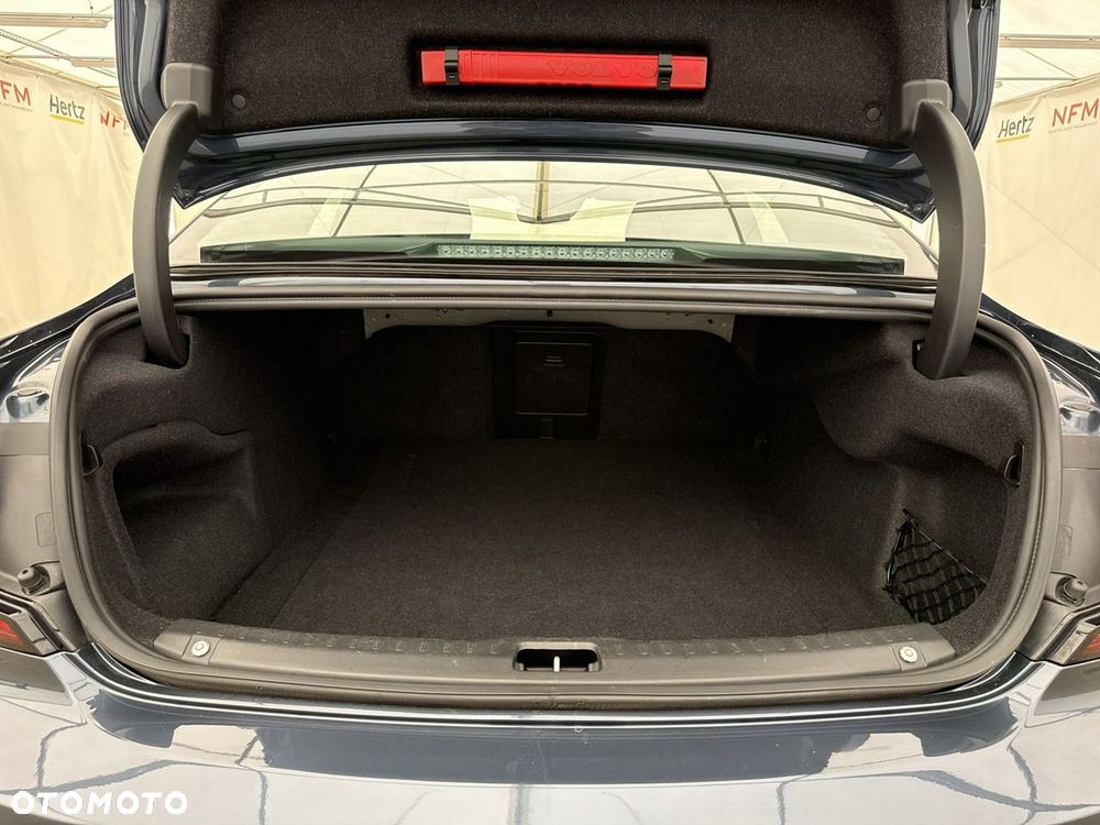 Volvo S90 - 22