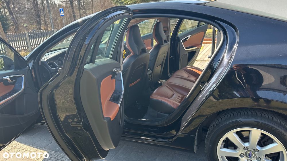 Volvo S60 D3 Geartronic Kinetic - 12