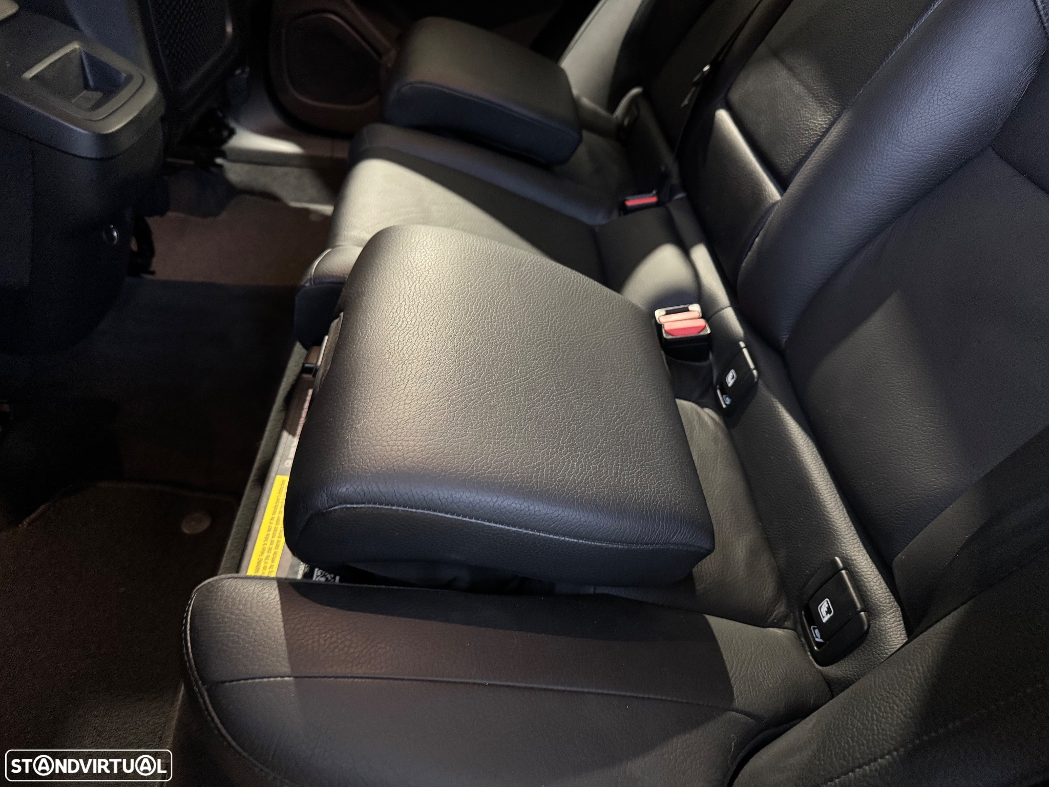 Volvo XC 60 2.0 D4 Inscription Geartronic - 25