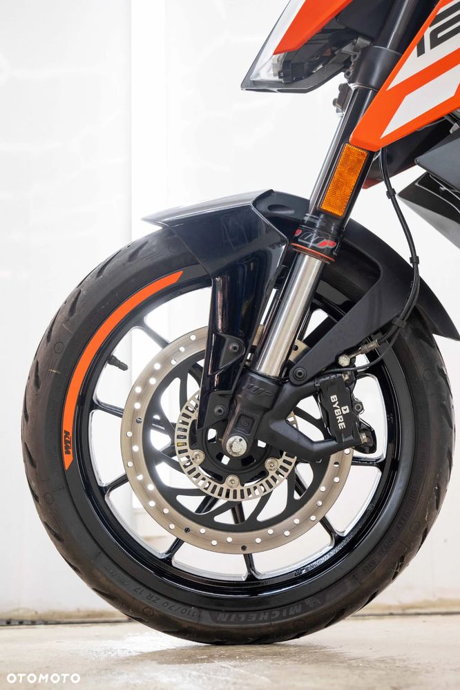 KTM Duke 125 - 31