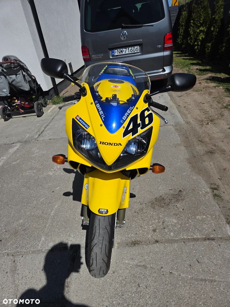 Honda CBR - 7