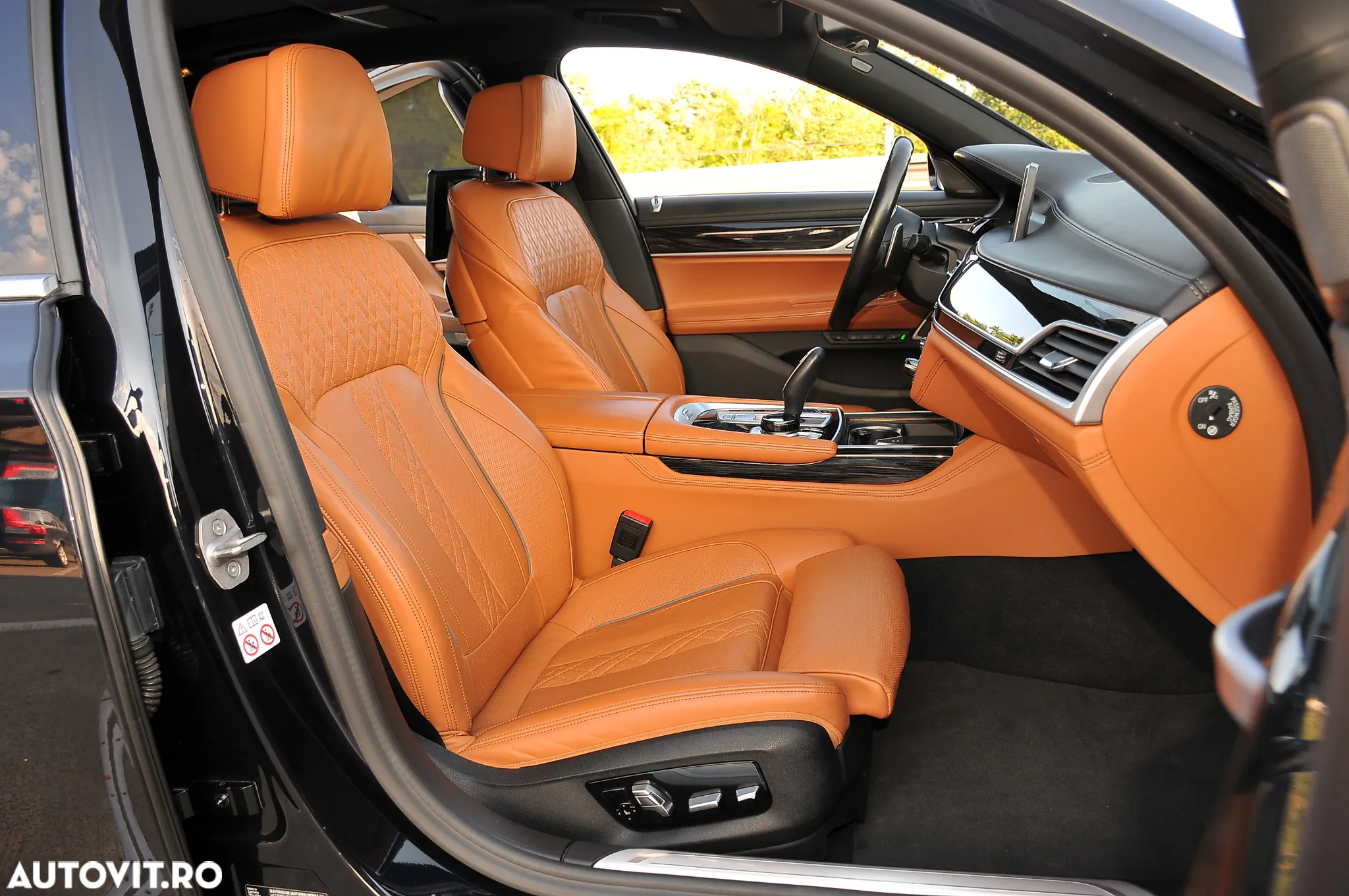 BMW Seria 7 745Le xDrive AT PHEV - 15