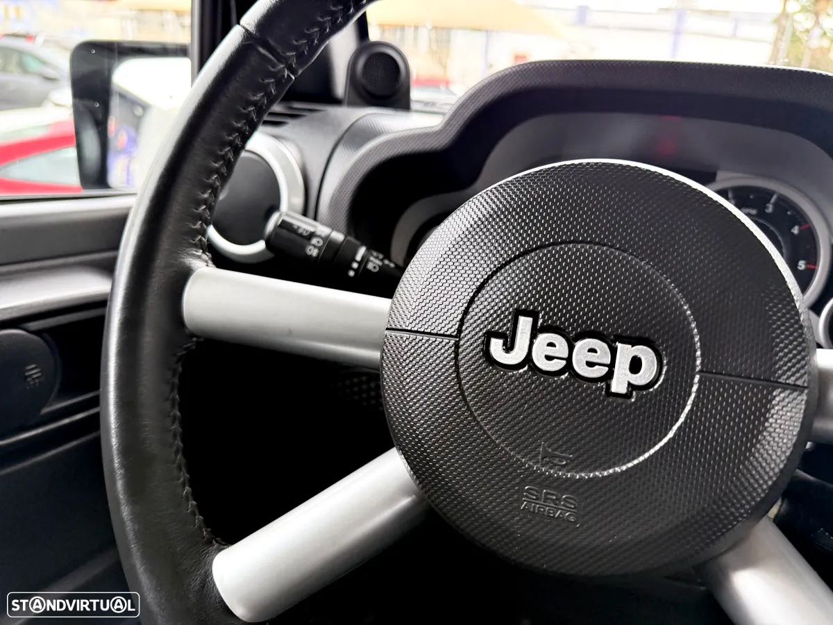 Jeep Wrangler 2.8 CRD ATX Sport - 13