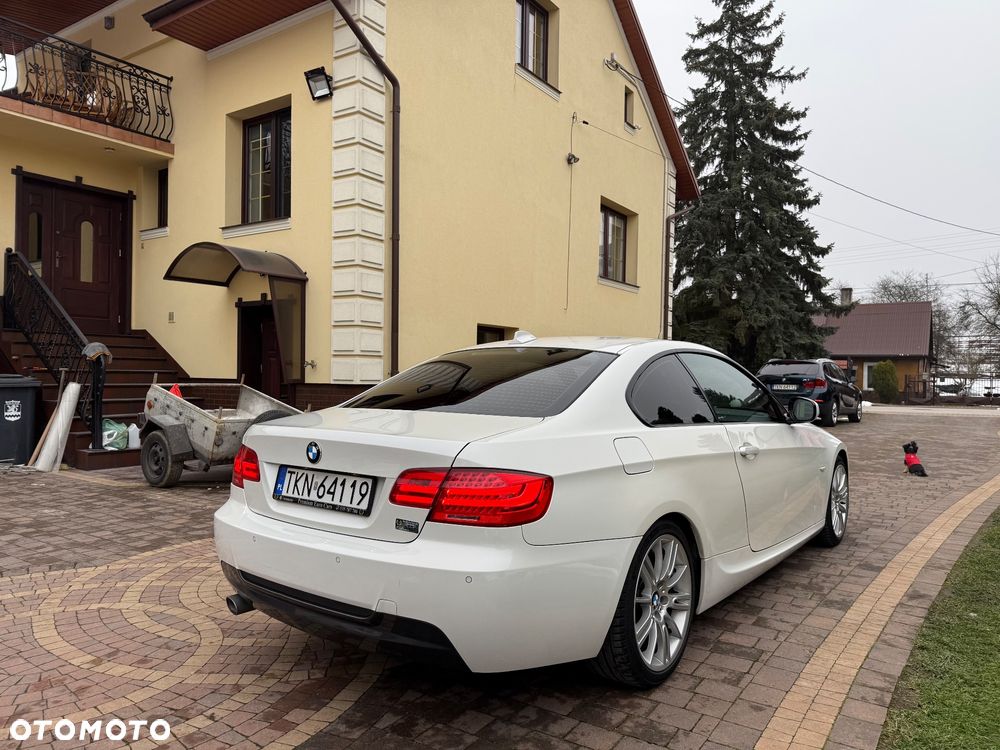BMW Seria 3 320d DPF Efficient Dynamics Edition - 13