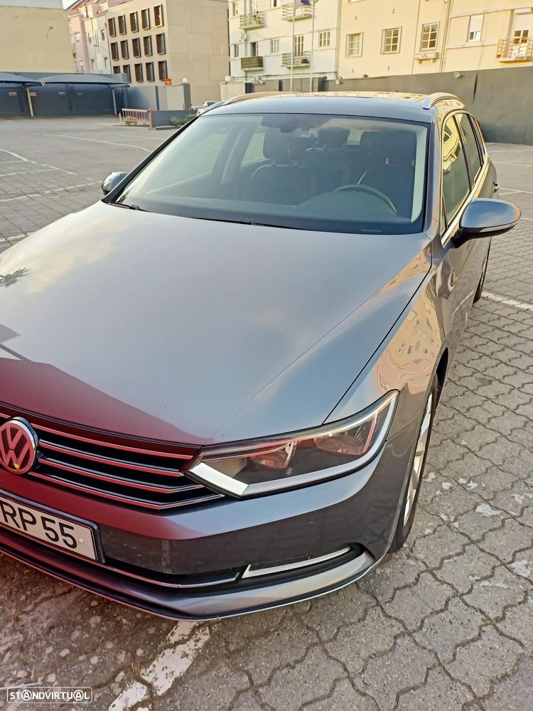 VW Passat Variant 2.0 TDI Highline DSG - 19