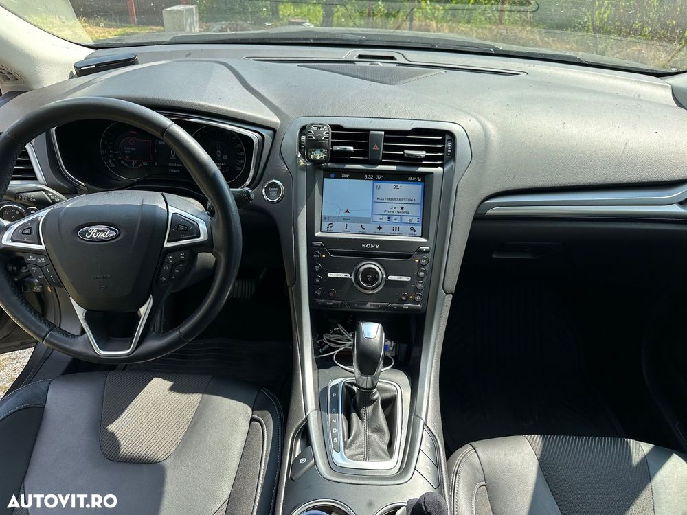 Ford Mondeo - 8