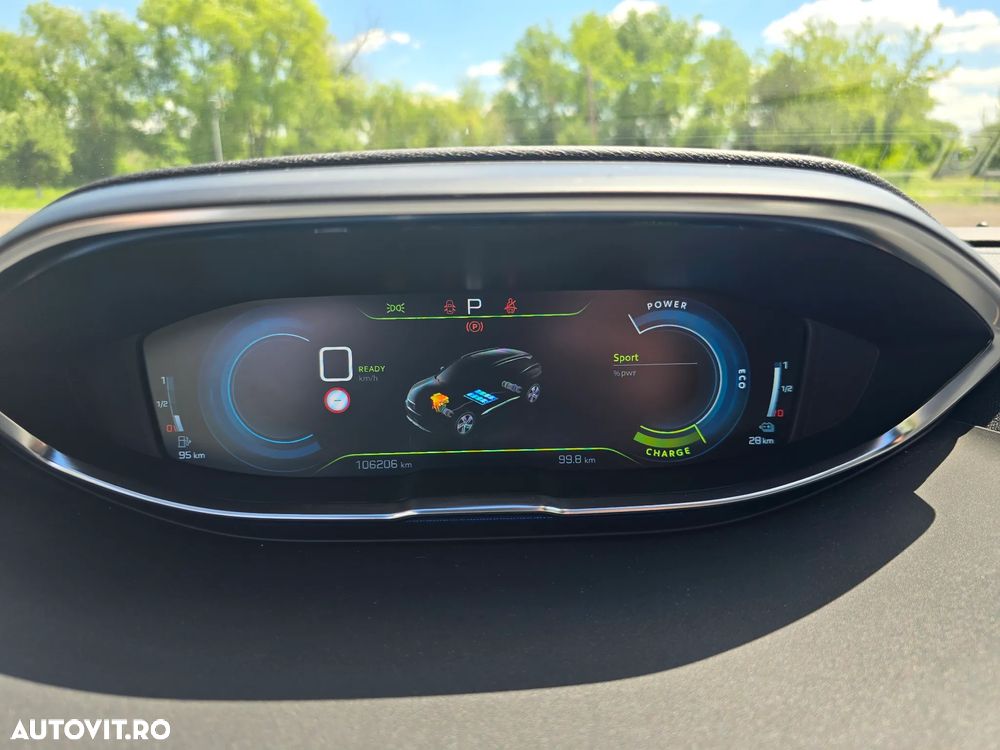 Peugeot 3008 PHEV 300 EAT8 4X4 GT - 17
