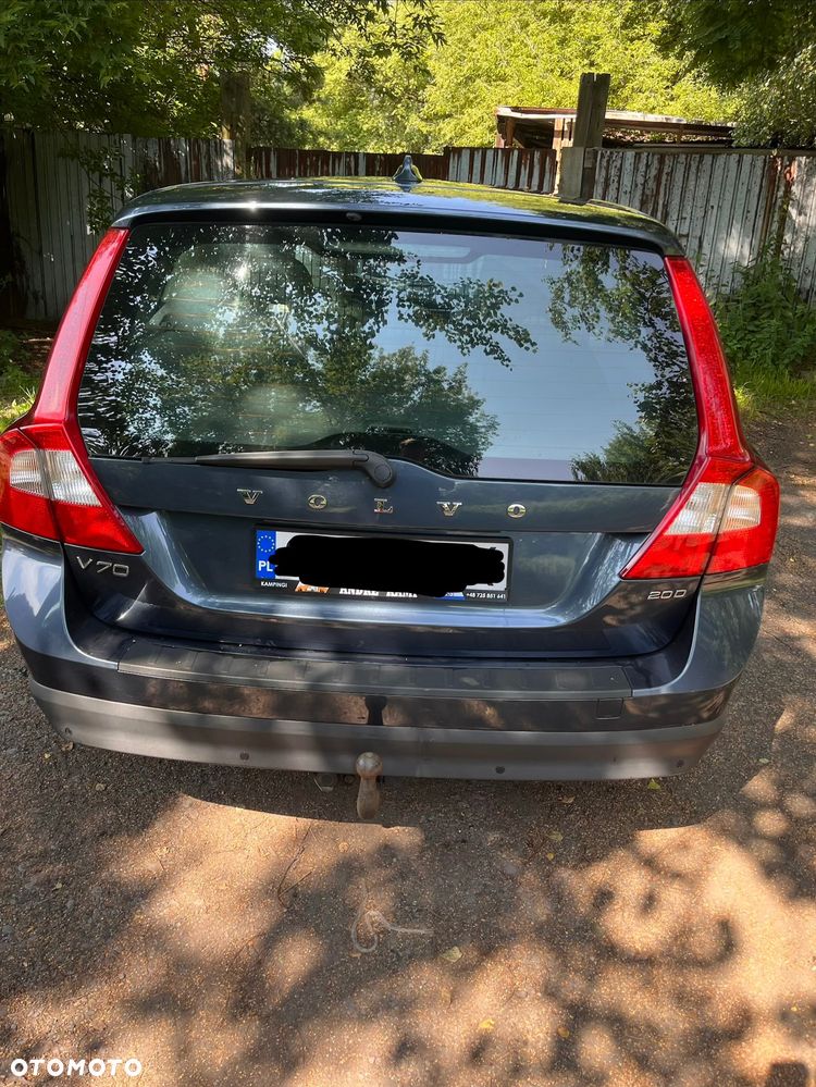 Volvo V70 2.0D Momentum - 4