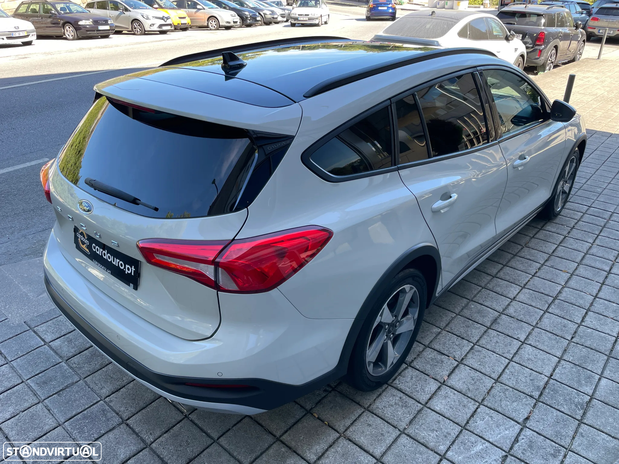 Ford Focus 1.0 EcoBoost Active - 11