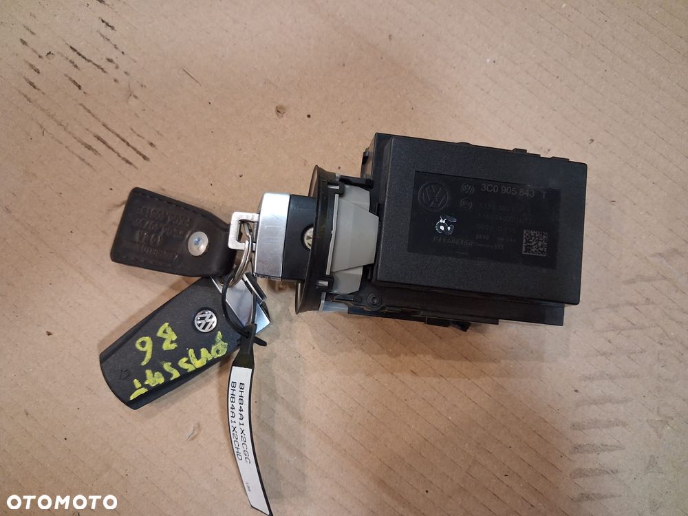 Stacyjka kluczyki 2x VW PASSAT B6  3O0905843T - 1