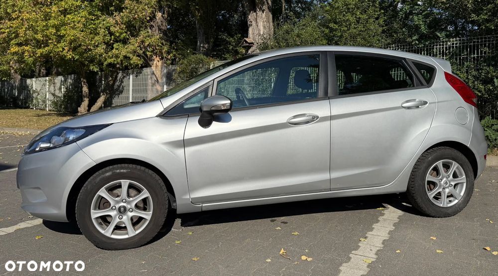 Ford Fiesta 1.4 TDCi Ambiente - 5
