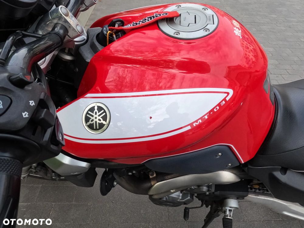 Yamaha MT - 9