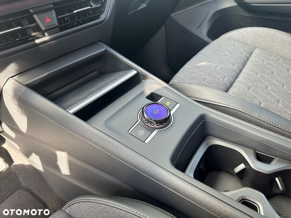 Volkswagen Tiguan - 22