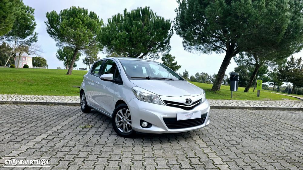 Toyota Yaris 1.33 VVT-i Comfort+P.Style - 9
