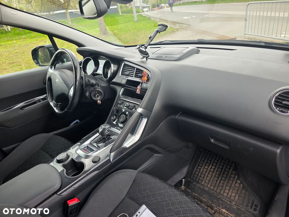 Peugeot 3008 Hybrid4 88g - 5