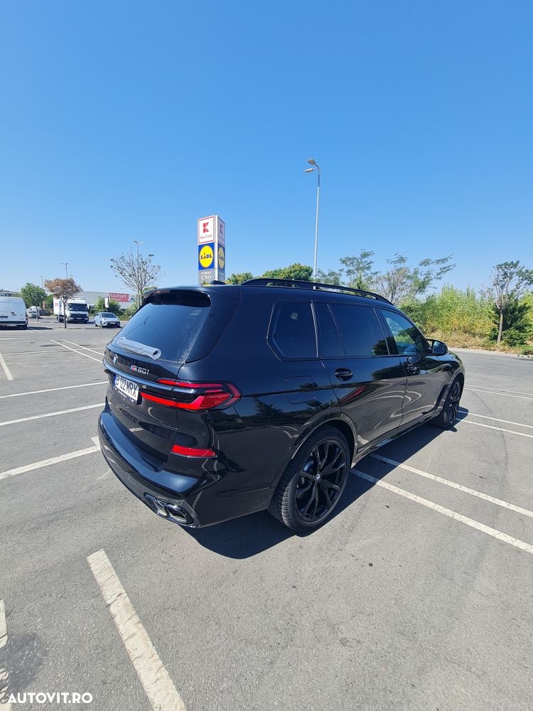 BMW X7 M60i xDrive AT MHEV - 4