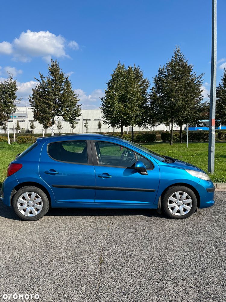 Peugeot 207 1.4 16V Trendy - 1