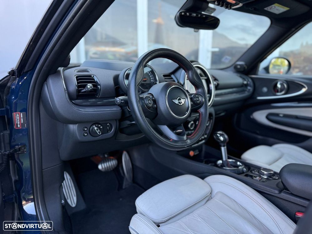 MINI Clubman Cooper SD ALL4 Auto Desportiva - 35