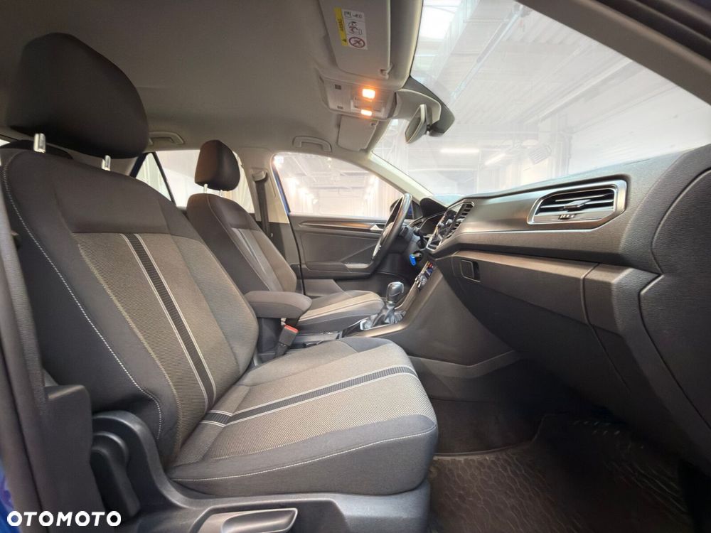 Volkswagen T-Roc 1.5 TSI ACT Advance DSG - 23