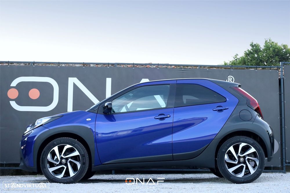 Toyota Aygo X Teamplayer - 7