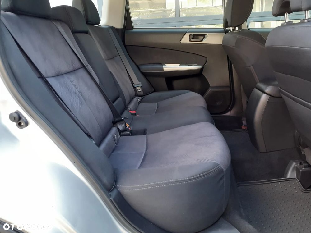 Subaru Forester 2.5X Automatik - 18