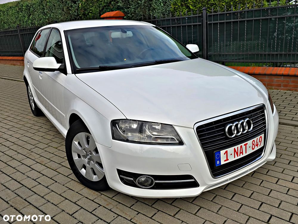 Audi A3 Sportback 1.6 TDI Attraction - 4