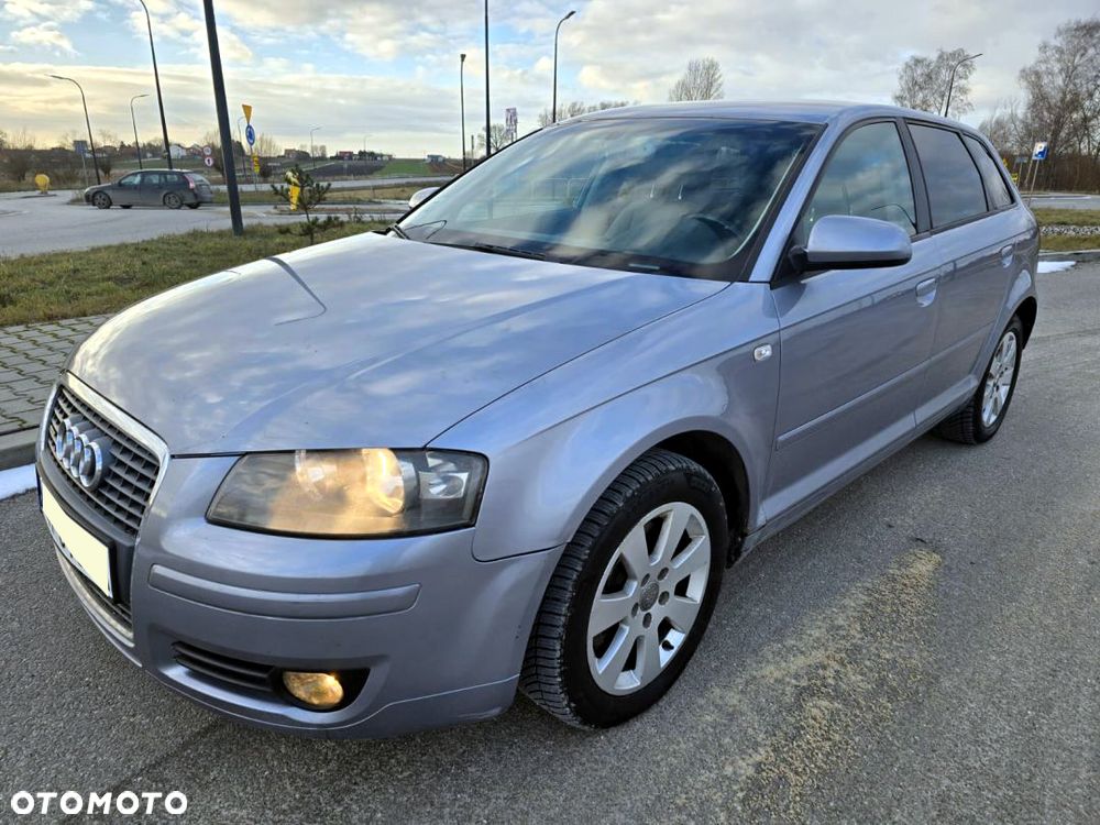 Audi A3 Sportback 2.0 TDI quattro Attraction - 32